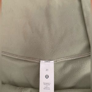 Lulu lemon biker shorts size 20